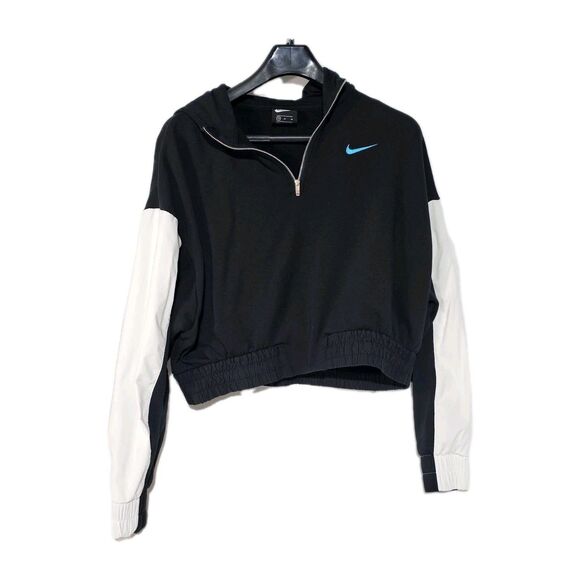 Nike Jacket Womens Medium Black White 1/2 Zip Icon Clash Cropped - Picture 2 of 10